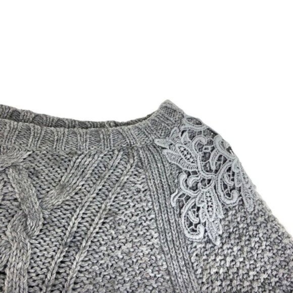 Talbots Grey Cableknit Pullover Sweater with Embroidered Shoulder Details - Picture 2 of 6